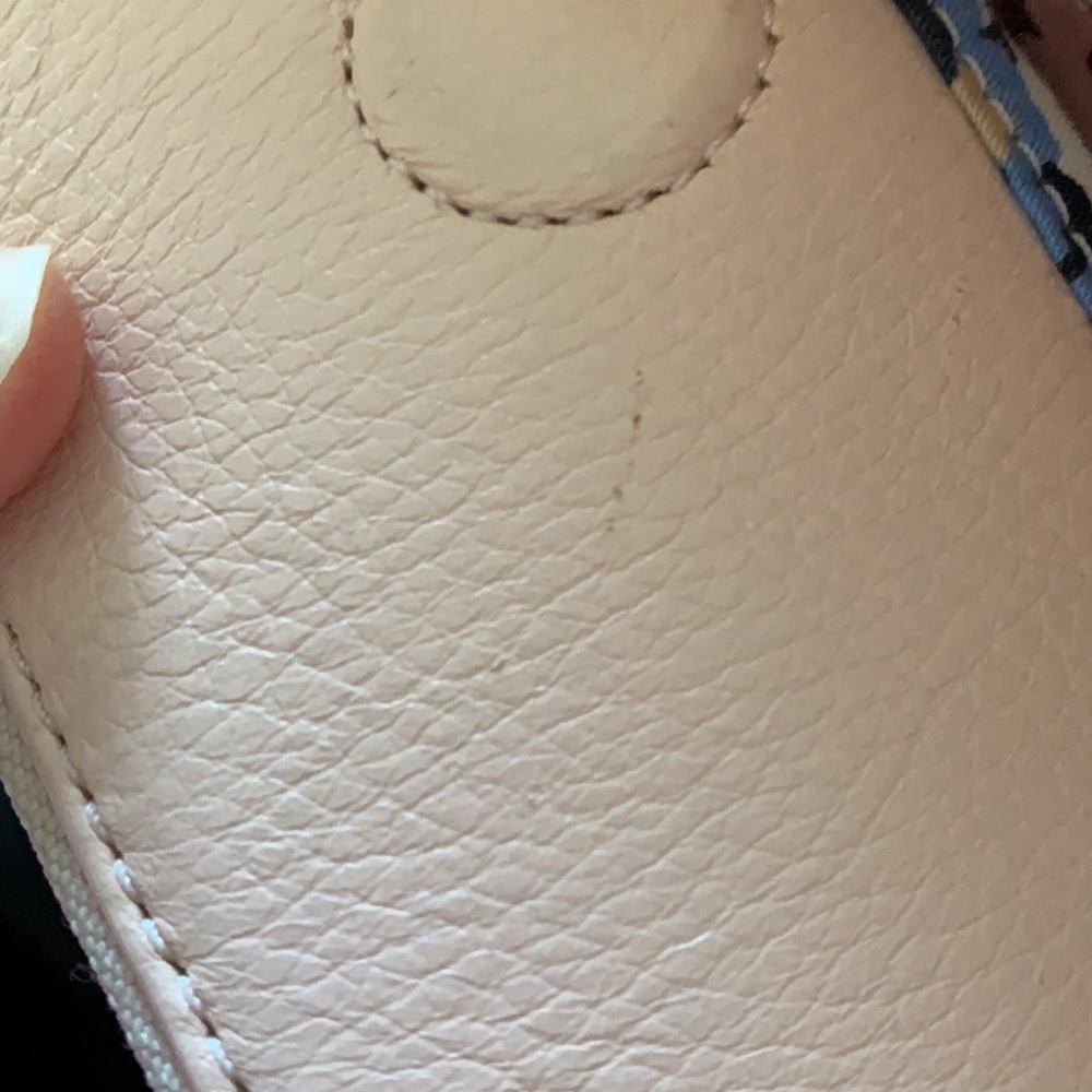 Vera Bradley Quilted Pink Purse with Laptop Sleeve - Picture 8 of 11